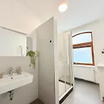 Linden-charm Homestay